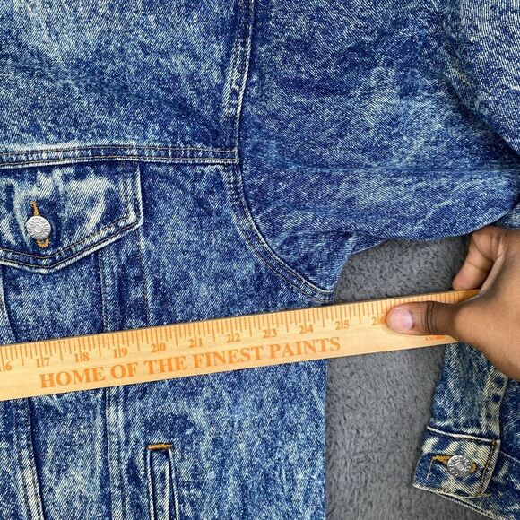 Tyca Embossed Denim Acid Wash Trucker Jacket Eagle Made in USA Size Large - Picture 9 of 13